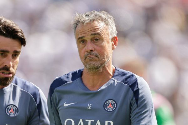 恩里克锁喉佩德罗！裁判    专家：FIFA很可能处罚巴黎主