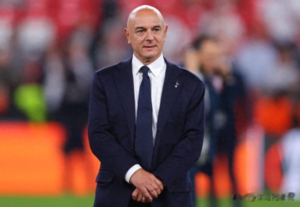 英超最抠门老板-列维卸任! 你可以说他不懂古代足球     