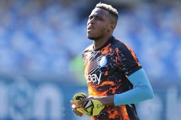 曼晚：曼联正在寻找新前场球员，他们仍被认为是奥斯梅恩的潜在下