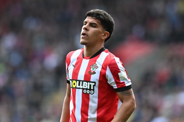 记者：西汉姆接近3500万镑签圣徒中场球员马特乌斯-费尔南德