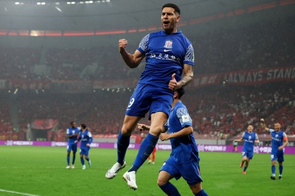 无缘战泰山+蓉城！申花官方：路易斯接受腰椎间盘手术，伤缺六周