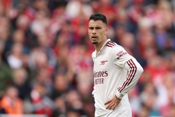 记者：若继续表现挣扎，马丁内利可能会在明夏被阿森纳出售