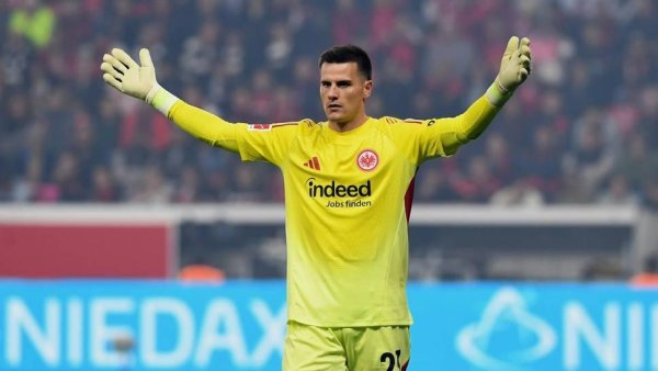 法鹰守门员泽特尔期待自己欧冠首秀;表示球队守门员组氛围和谐