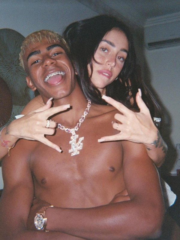 棒打鸳鸯？记者：亚马尔家人不支持亚马尔恋爱，认为影响球员事业