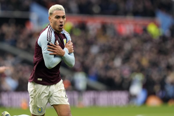 TA：维拉中场球员摩根-罗杰斯脚踝伤势不严重，有望赶上英超揭