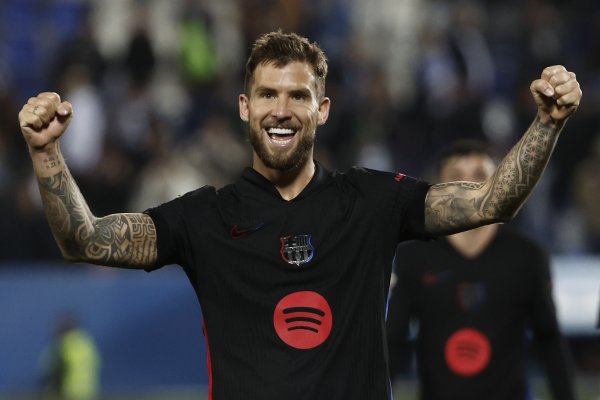 世体：伊尼戈合同里规定可以效力1年便离开沙特