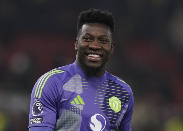 曼晚：奥纳纳全力复健    希望参加曼联vs枪手揭幕战，已开