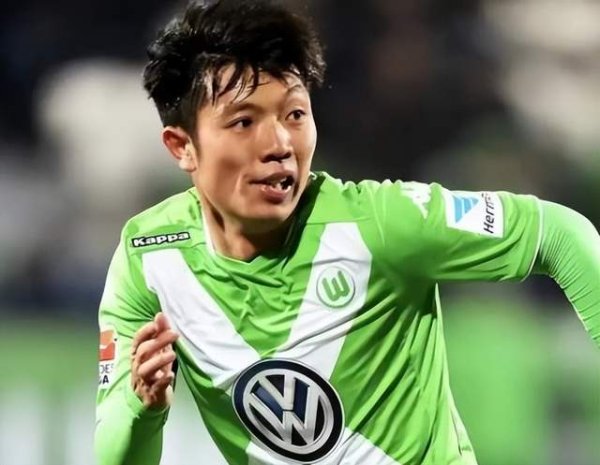 再坚守  一下就成了! 张稀哲透露: 德甲名帅曾许诺给他机会