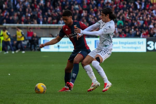 记者：德温特已抵达米兰，今天下午将接受体检&晚上签署