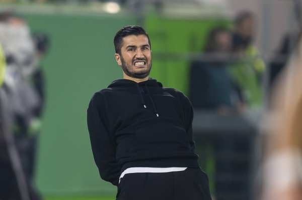 土媒：伊斯坦布尔与前多特主帅沙欣达成协议，下周一官宣执教