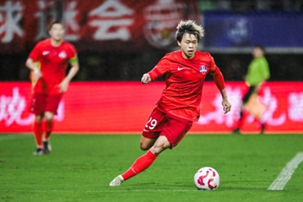 古代足球    报: 去年相关层面欠的资金还没到位, 梅州客