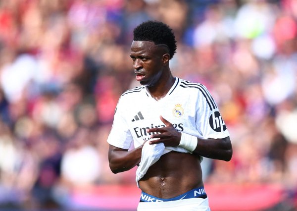 每体：阿隆索让维尼修斯每场至少跑1万米，球员对新角色感到困惑