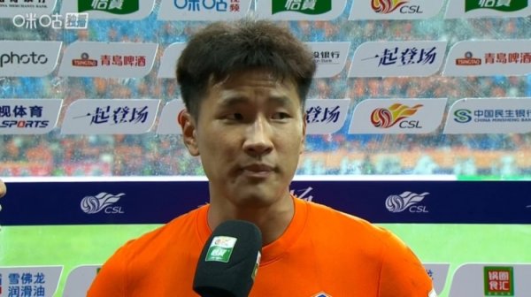 玉昆后场球员张宸粱：从对阵山东时我们的执行力就很强，今天拼了